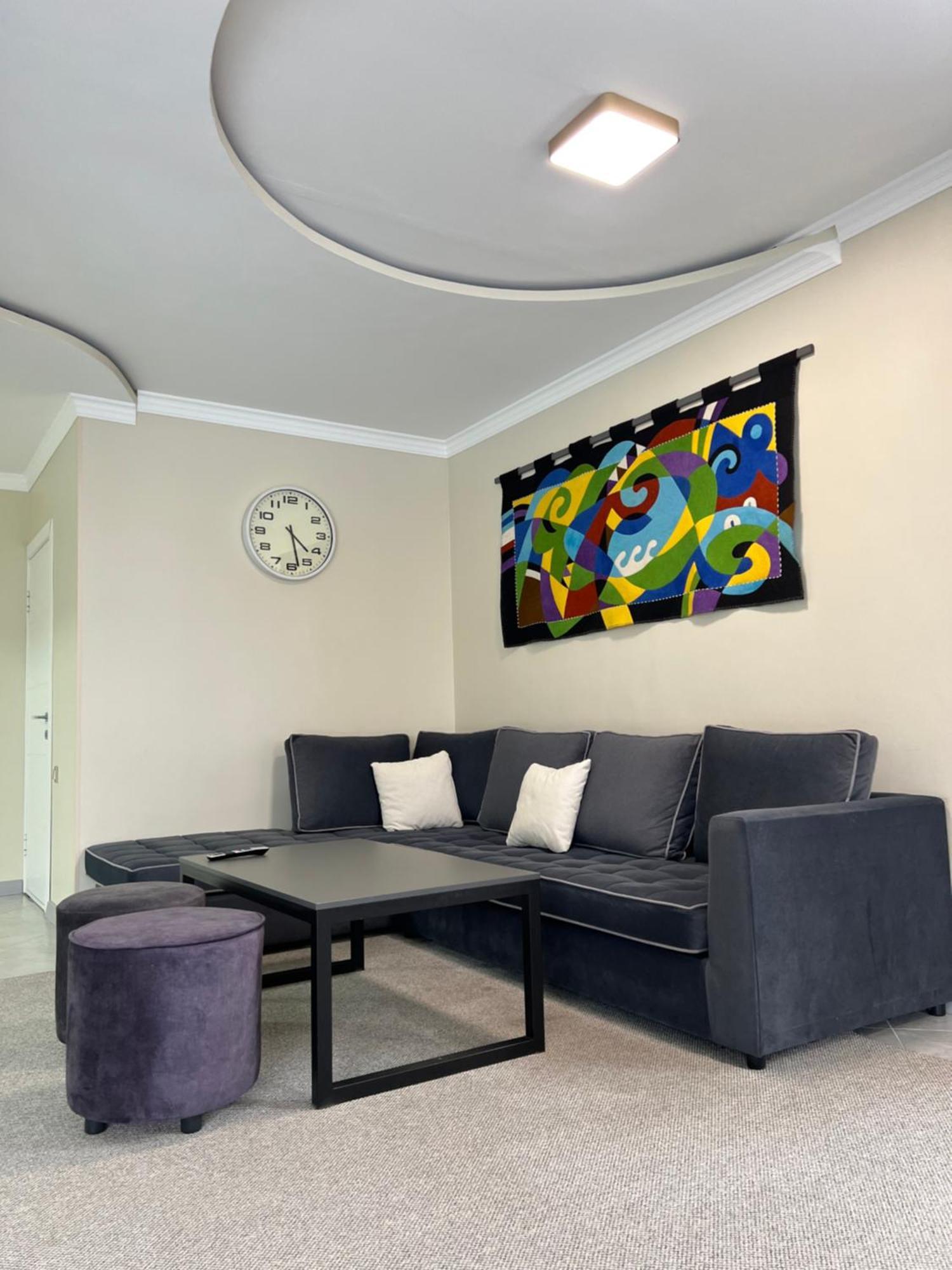 Mongu Hotel Каракол Экстерьер фото